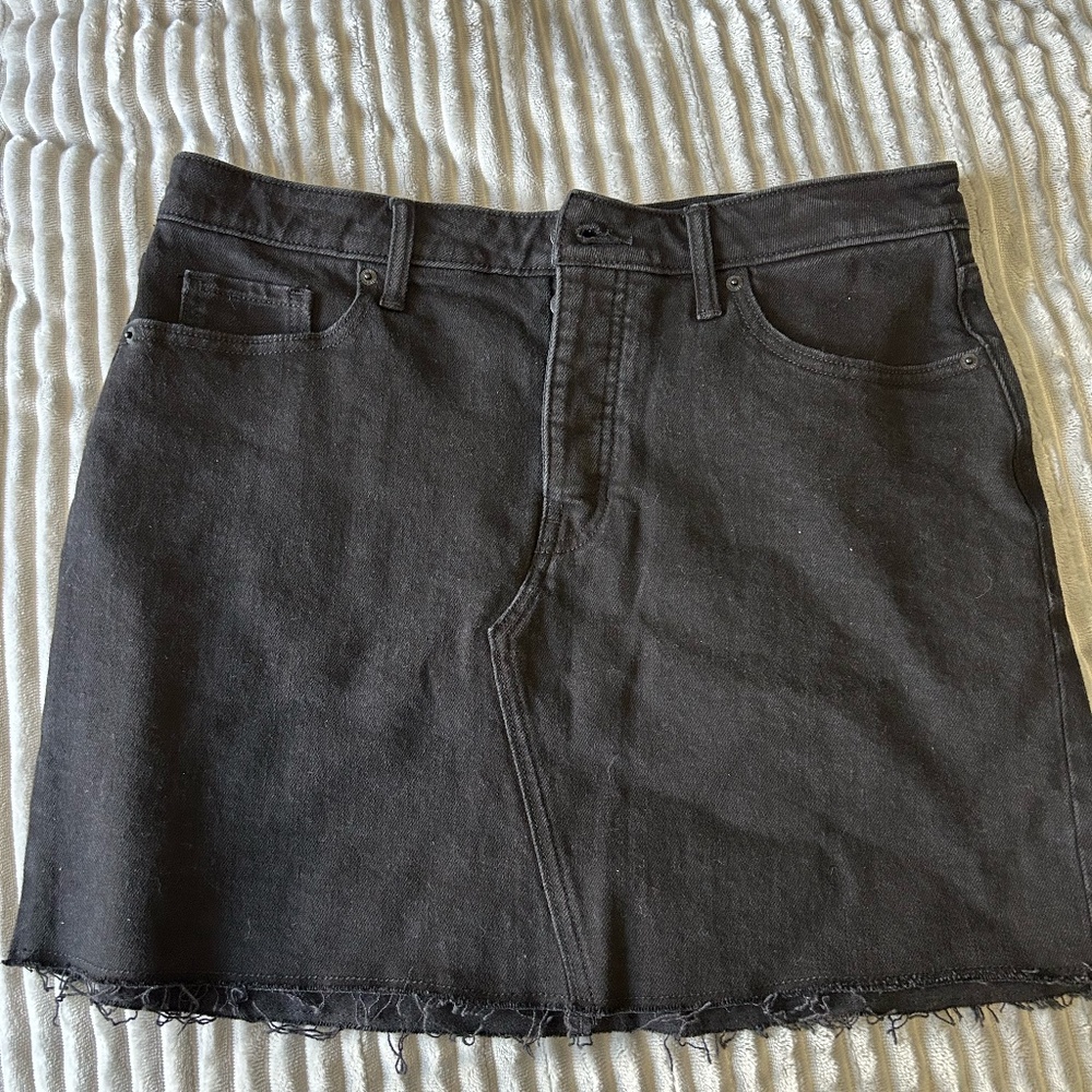 Old Navy | Black Stretch Denim Mini Skirt | Sz. 12